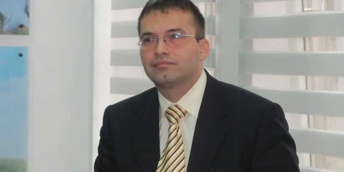 Patriciu Curta s-a transferat recent la Consiliul Judeţean