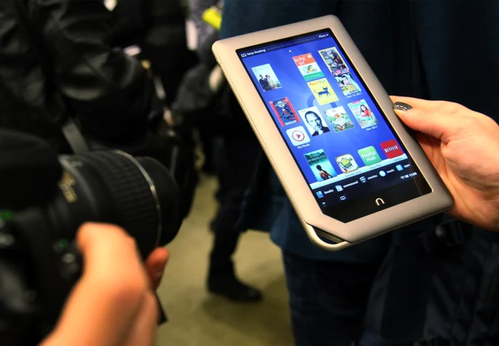 Tableta „Nook“ de la Barnes & Noble a pierdut foarte mult teren în faţa iPadului lui Apple şi liderului Amazon.com, Kindle FOTO Reuters