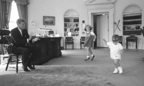 Ultimele conversaţii ale lui J F Kennedy, declasificate jpeg