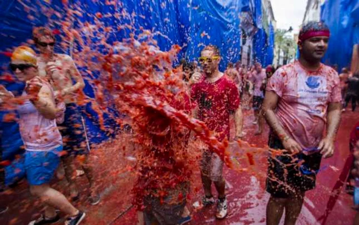 Festivalul Tomatina din Spania 2013