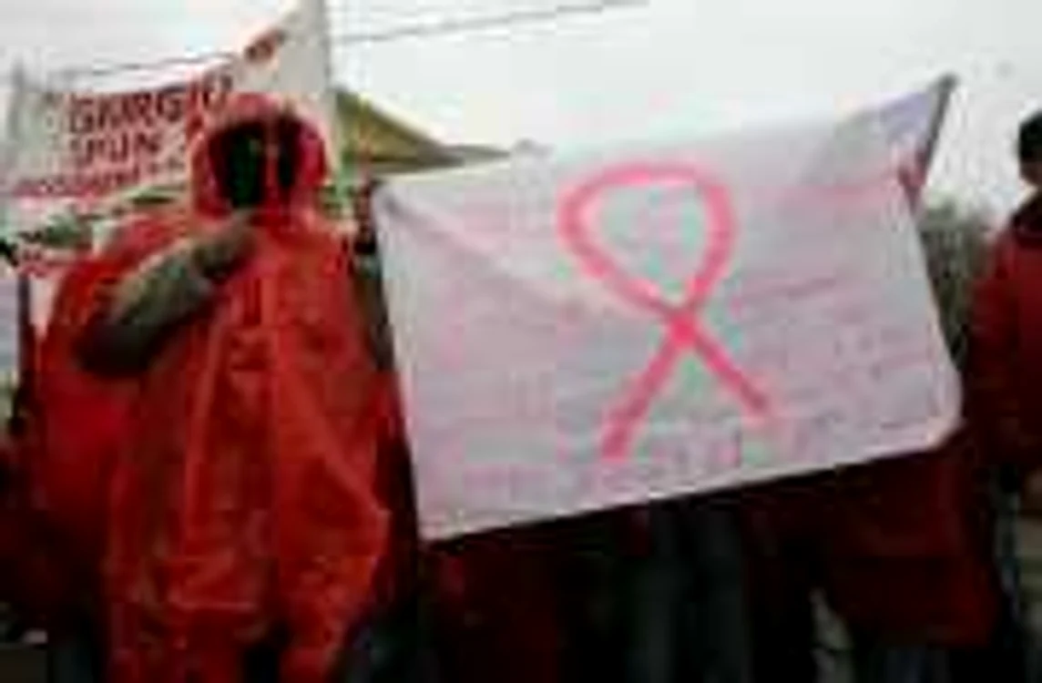 Tratamentul bolnavilor cu HIV/SIDA din România este asigurat doar în proporţie de 40%, potrivit UNOPA FOTO Arhivă