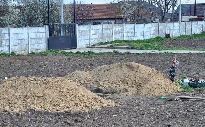 cimitir cumpana constanta foto calin gavrilas