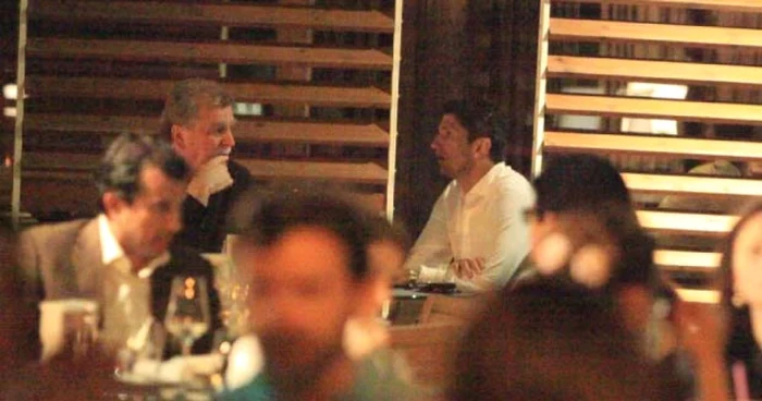 Dinu Gheorghe şi Răzvan Lucescu, surprinşi de paparazzi Click!