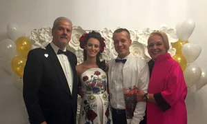 Adrian Năstase a venit la Gala UARF alături de fiul său, Andrei jpeg