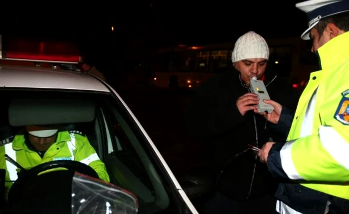 Şoferul a fost prins băut la volan (foto: arhivă)