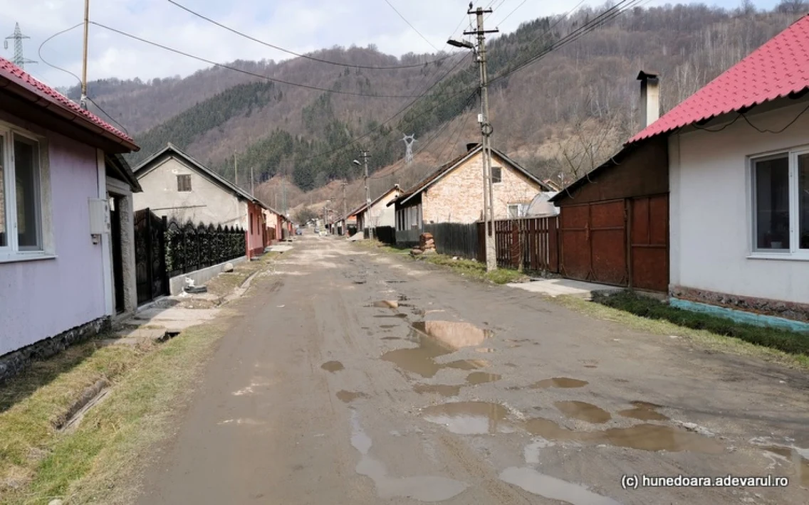 colonia vulcan locul fostului lagar de rizonieri sovietici din valea jiului foto daniel guta adevarul