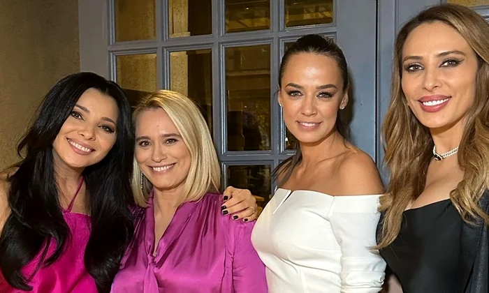 Corina Caragea, Andreea Esca si Iulia Vantur la cina eleganta gazduita de Andreea Raicu   Instagram (3) jpg