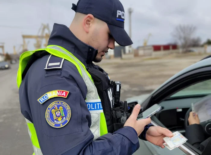 Permisul ridicat va fi imposibil de recuperat fără achitarea datoriilor la stat. FOTO Poliția Română
