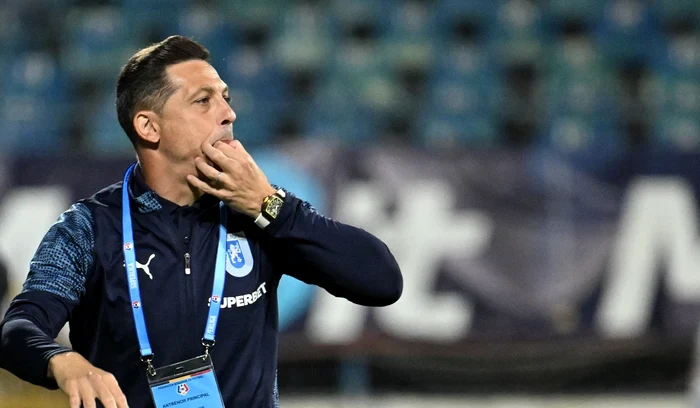 Mirel Rădoi, „montat” pentru meciul Craiovei cu Dinamo (FOTO: Sportpictures)