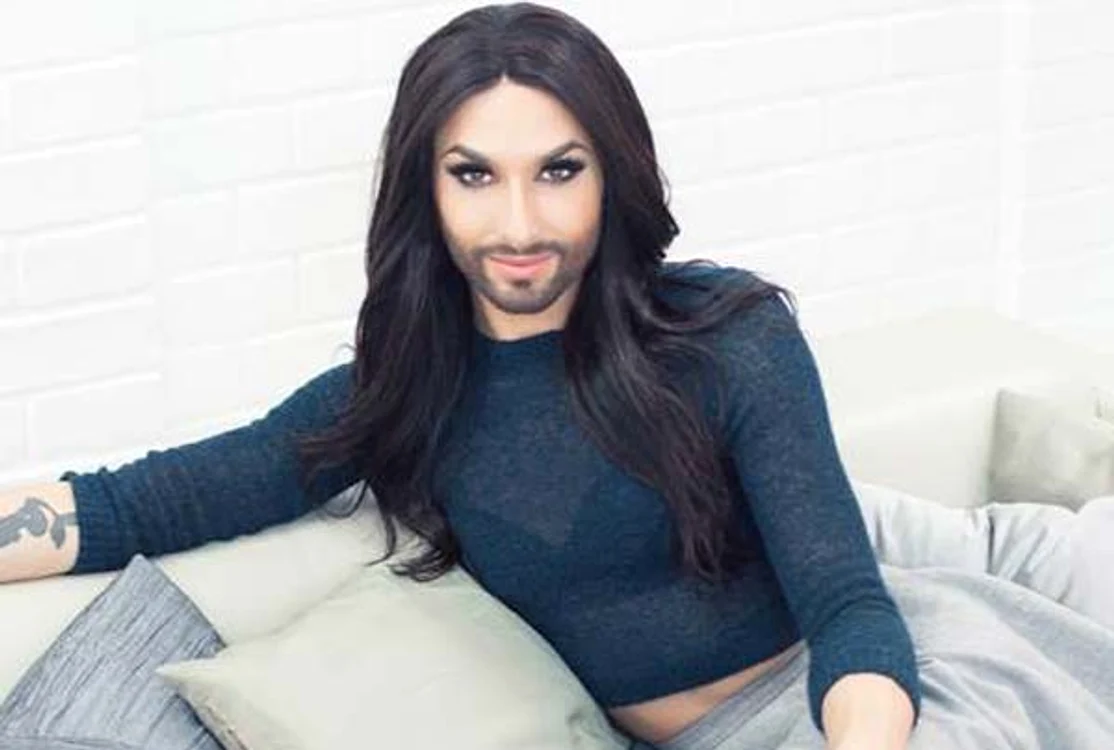 
    Conchita a pozat topless foto: Rolling Stone  