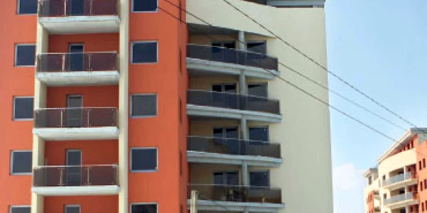 Patru persoane sunt cercetate pentru că ar fi păcălit zeci de bucureşteni să cumpere case