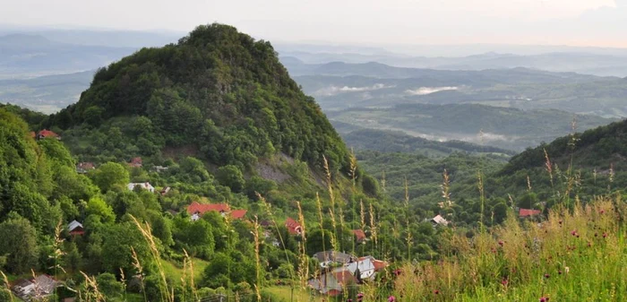 Dealul Patimilor din Săcărâmb. FOTO: Daniel Guţă. ADEVĂRUL.