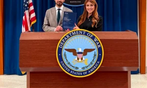 alexandru manda si miruna constantin delegatia Agrora la pentagon  foto agora webp