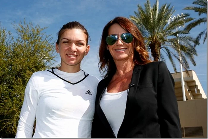 
    Nadia Comăneci e fan Simona Halep la Indian Wells foto: arhiva personală  