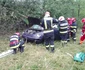 Accident pe DN7 la Milcoiu Vâlcea un șofer s-a răsturnat cu mașina în afara carosabilului Foto ISU Vâlcea