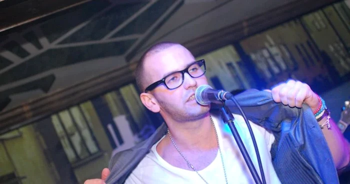 Silviu Pașca, vedetă în cluburile de karaoke din Timișoara