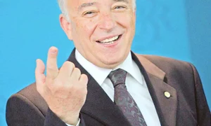 Guvernatorul BNR, Mugur Isărescu jpeg