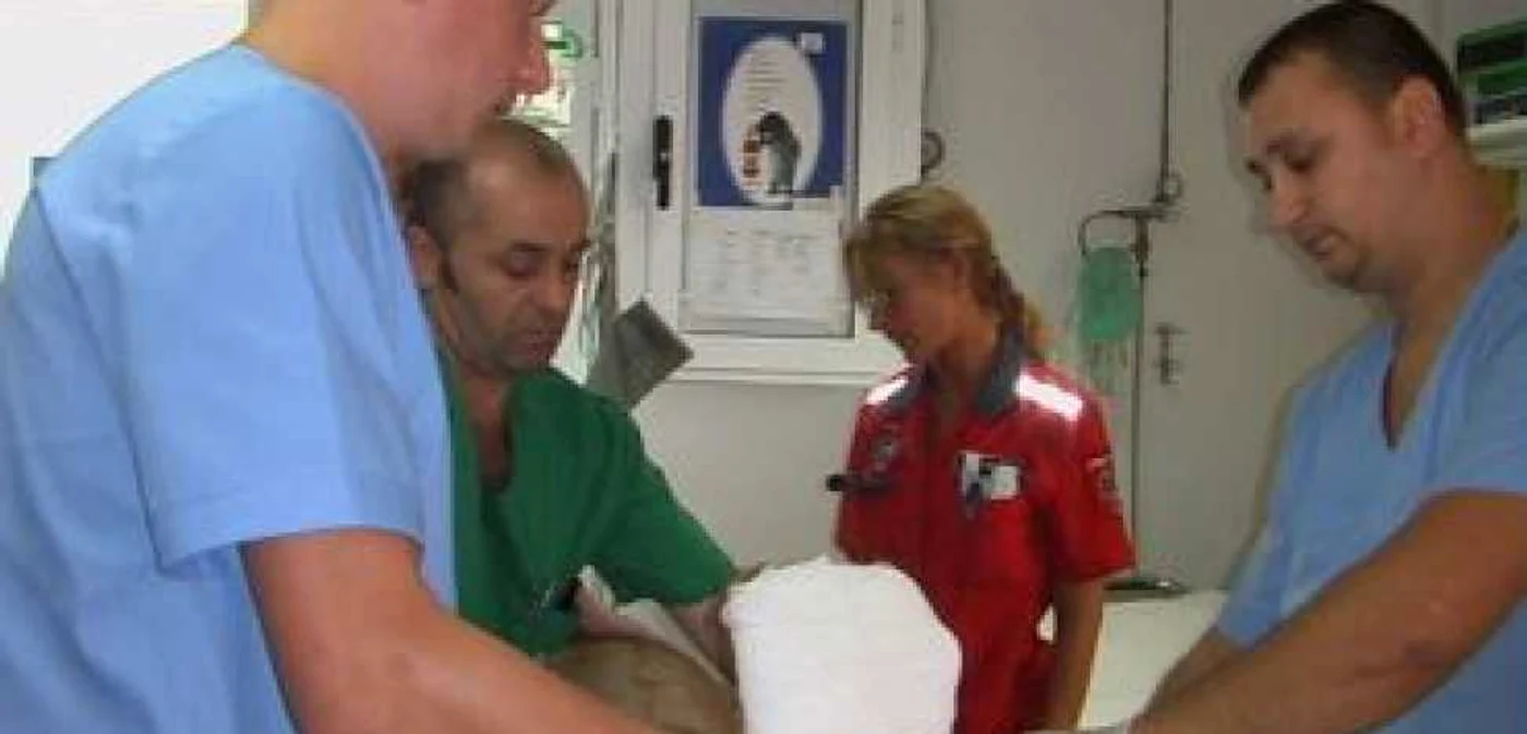 Iaşi: Soţ şi soţie au ajuns pe patul de spital