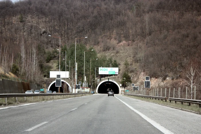 Bulgaria pune taxe pe poduri, tuneluri şi trecători montaneFOTO: adevarul.ro