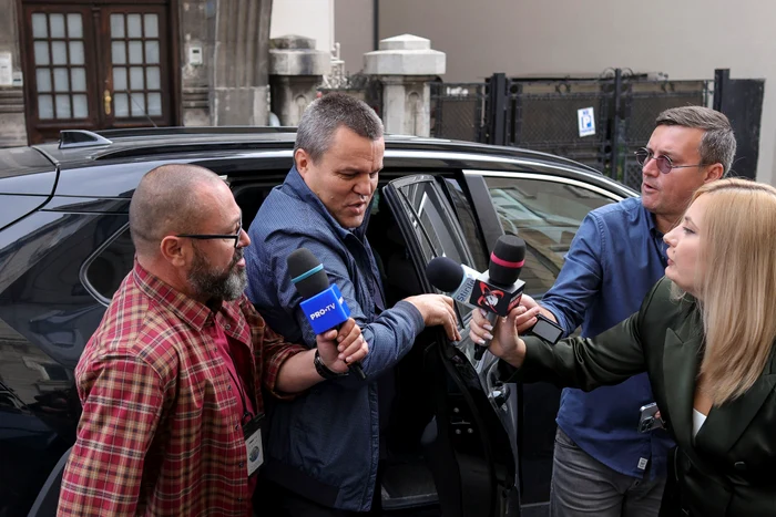 Senatorul Eugen Pîrvulescu, audiat la DNA pentru mită de 60.000 de euro FOTO Inquam Photos 