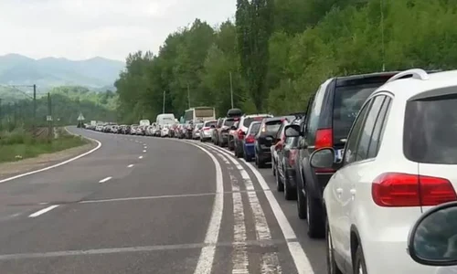 masini aglomeratie pe valea pahovei jpeg