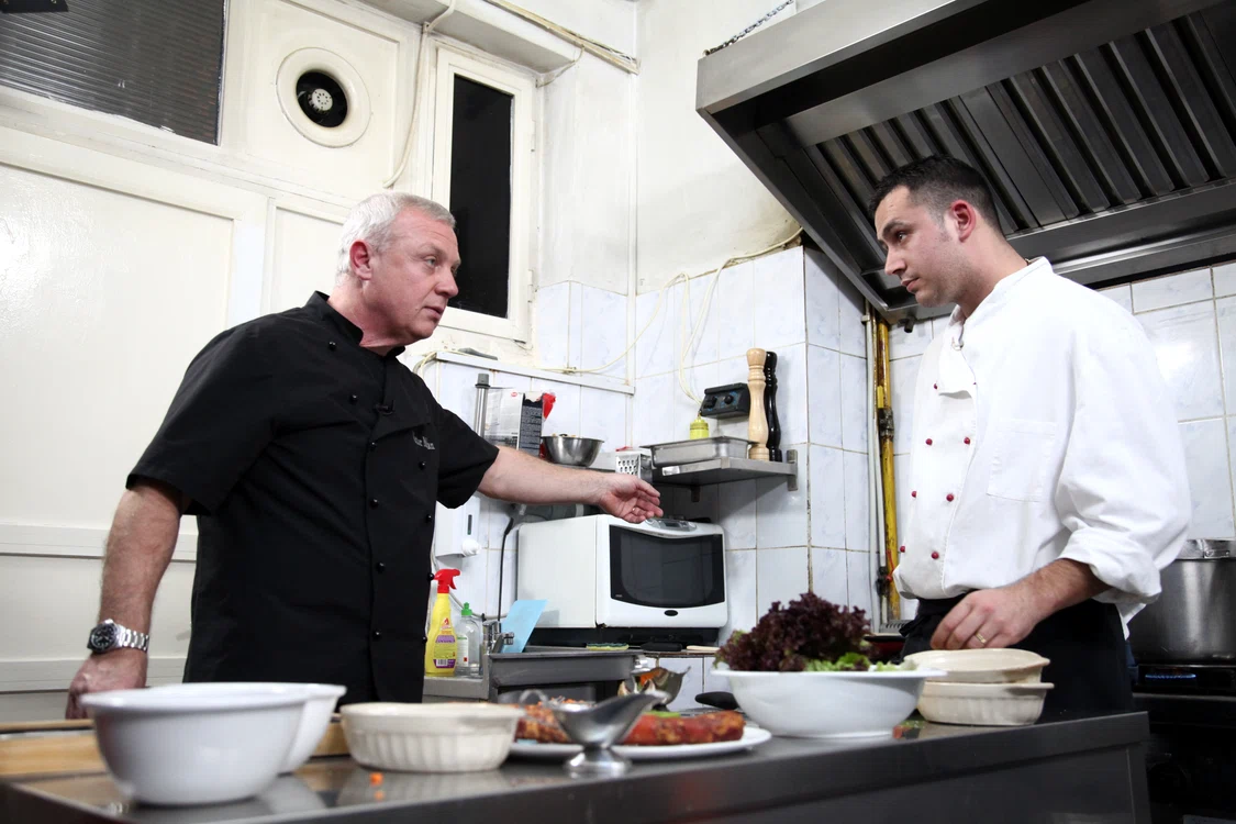 Emisiunea "Vine CHEFul!" debutează la PRO TV, de la ora 21.30foto: ProTV