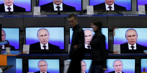 vladimir putin televiziune rusia propaganda FOTO reuters