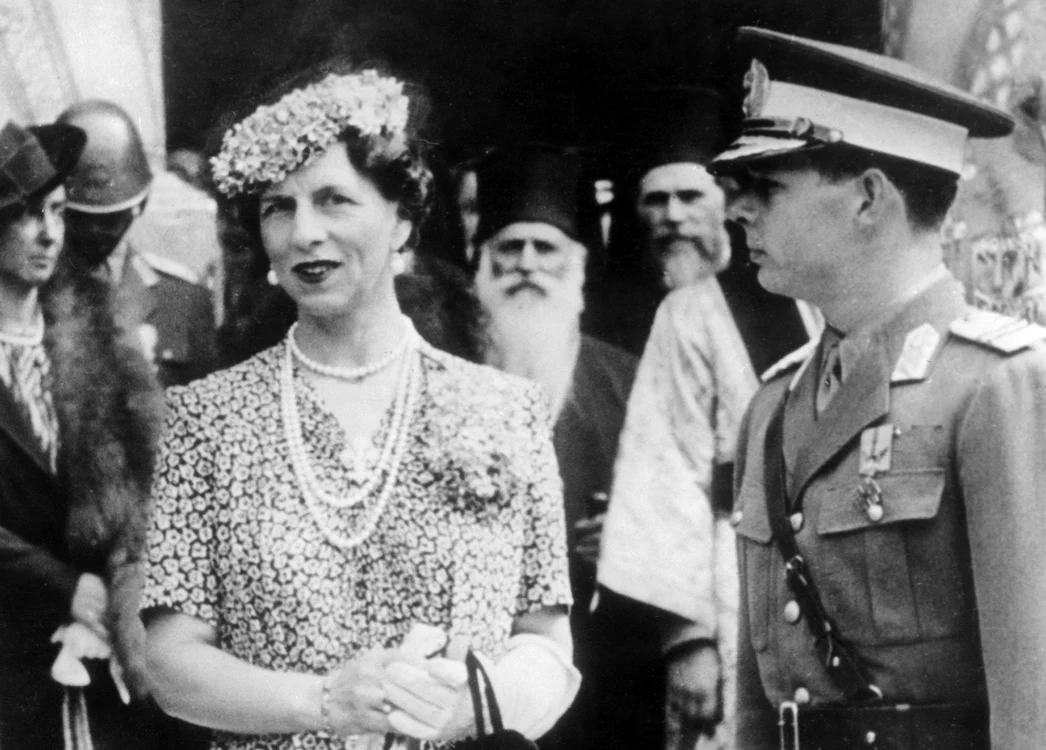 
    Regele Mihai și Regina-mamă Elena au fost siliți de comuniști să părăsească România în seara de 3 ianuarie 1948, trecând granița țării în zorii zilei de 4 ianuarieFoto: Guliver/Getty Images  
