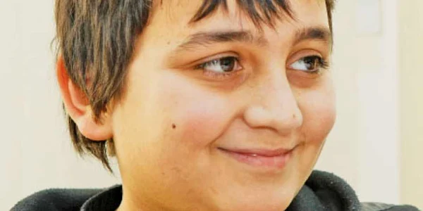 Casian Miclescu a fost la şcoală în Irlanda, unde spune că a învăţat limba englezăp 
