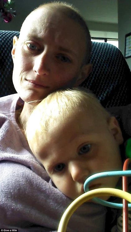 Natalie vrea să fie alături de Riley, atunci când micuțul va împlini doi ani