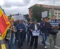 Noi proteste ample de stradă ale angajaţilor de pe platforma chimică vâlceană Foto captură video