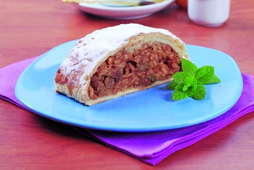 strudel cu mere shutterstock 81436627 jpeg