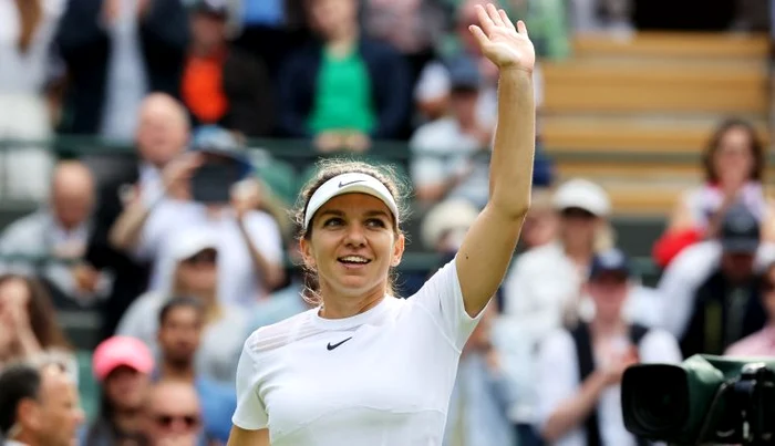 Simona Halep nu pierduse nici un set până în semifinale (FOTO: EPA)