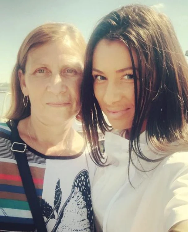Roxana Vancea le-a prezentat-o fanilor pe mama ei