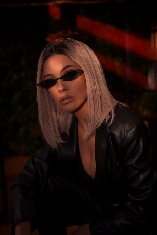 4 andreea ibacka e kim kardashian 1 jpg jpeg