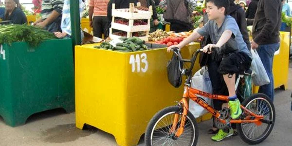 Piaţa volantă va fi amenajată în fiecare zi de vineri 