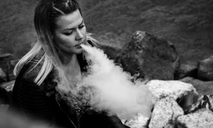 3345557 woman 6852134 jpg