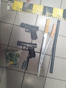 pistoale airsoft și macete Foto Poliția Română jpg