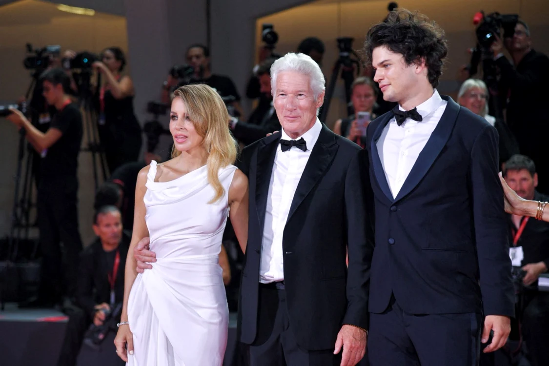 Soția lui Richard Gere a atras toate privirile la Festivalul de Film de la Veneția. FOTO: Profimeda