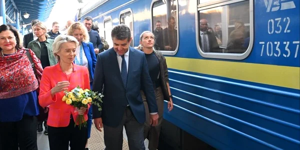 ursula von der leyen la Kiev   foto x jfif