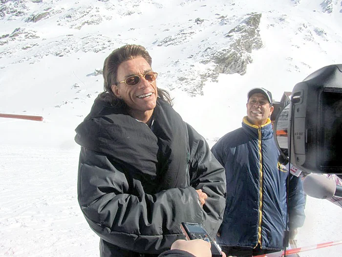 Steven Seagal (63 de ani) turnează două noi filme de acţiune