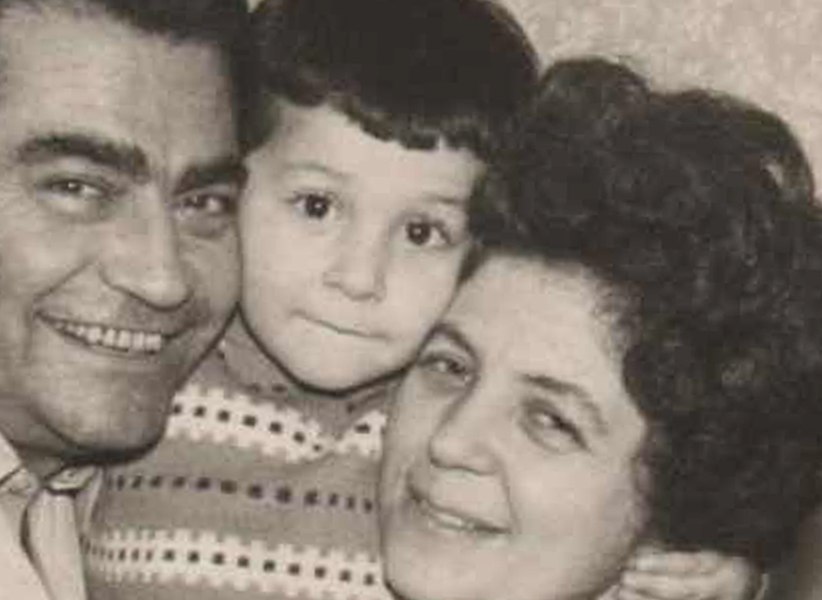 Răspunsul evaziv dat de Călin Georgescu după dezvăluirile că mama sa a făcut parte din Mişcarea Legionară. „Voi «grația» și păcatele acestor falși jurnaliști”