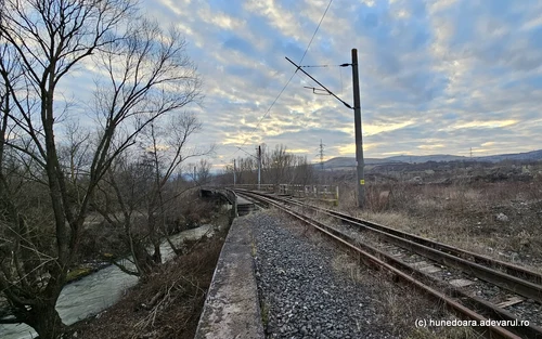 Calea ferată Hunedoara Simeria  Foto Daniel Guță  ADEVĂRUL (5) jpg