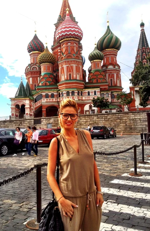 
    Andreea Bănică, la Moscova (Foto: Facebook)  