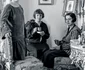 Familia ultimului sultan al Imperiului Otoman, Sultana Nazikeda și fiicele ei, Sabiha și Ulviye, fără văl, în exilFOTO: Profimedia