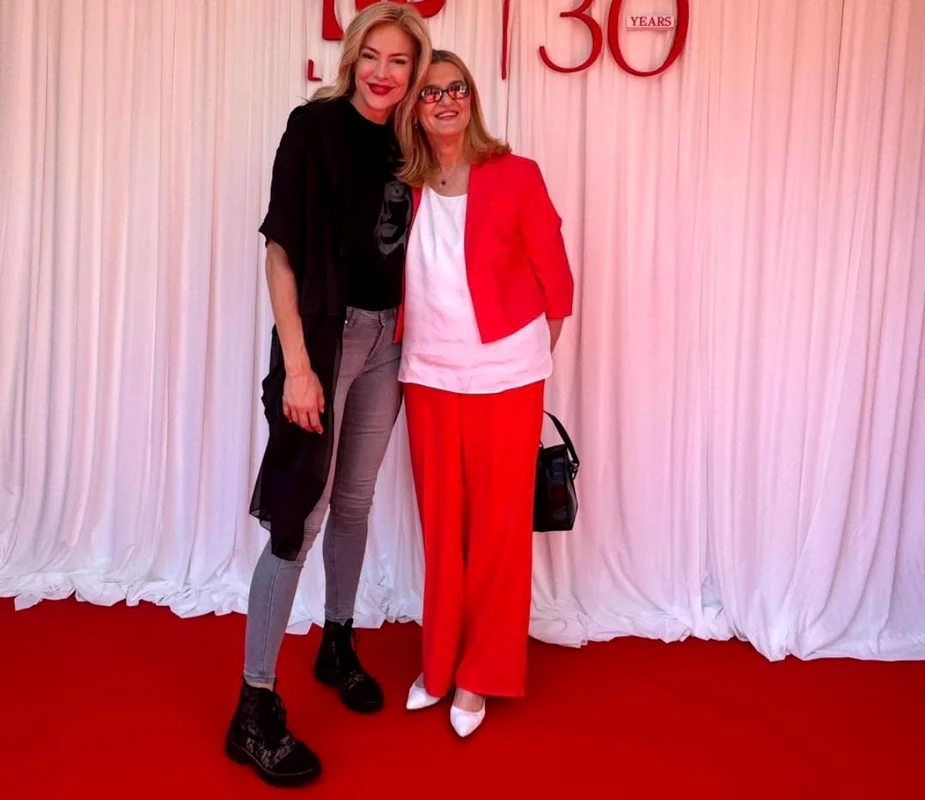 Elisabeta Lipă și Roxana Ciuhulescu foto: Alina Erimia 
