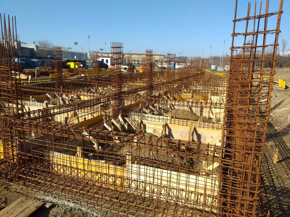 CNI construieşte un teren de sport la Timişoara