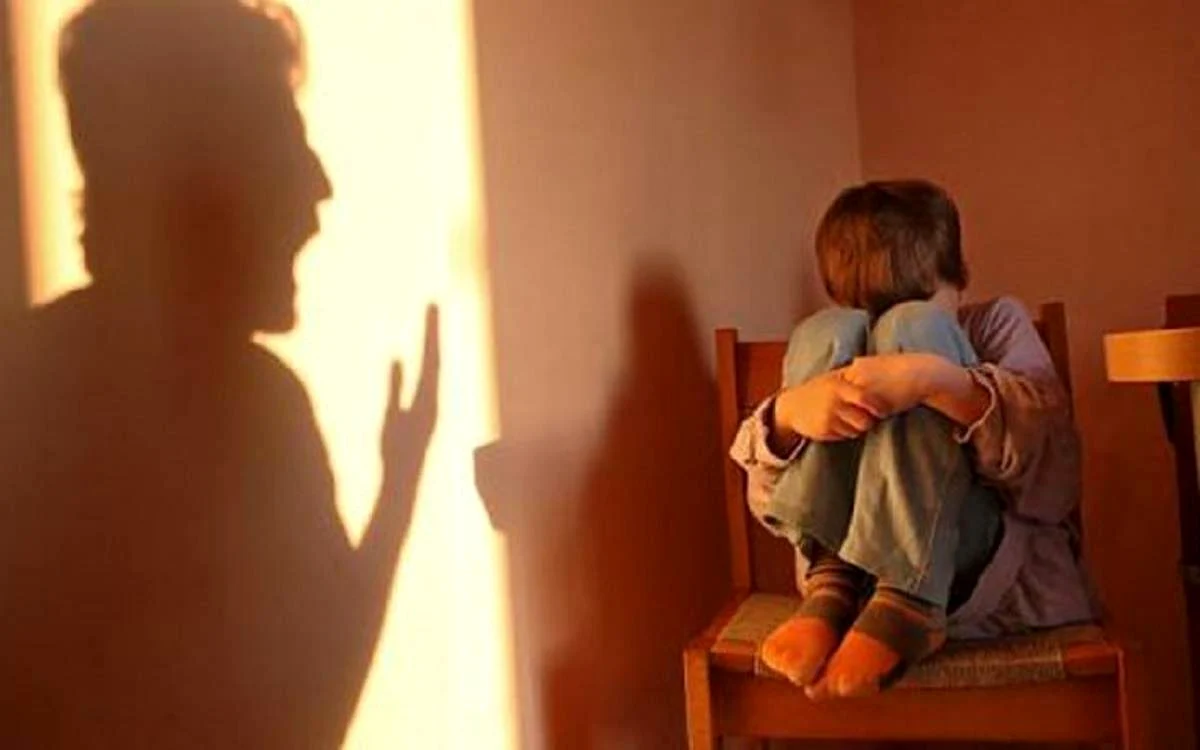 
    Bărbatul se afla în stare de ebrietate atunci când își bătea copiiiFoto: Arhivă Click!  