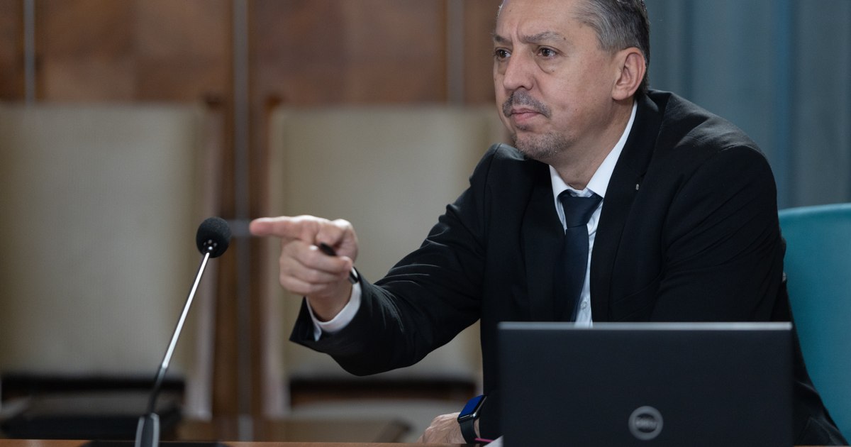 Daniel David, promisiuni pentru dascălii din România