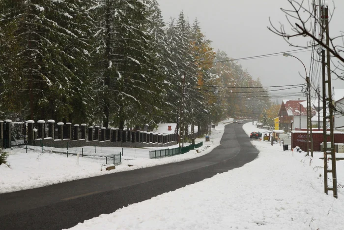 Traficul pe DN 1 şi DN 1A a fost dat peste cap din cauza vremii. FOTO arhivă Adevărul Ploieşti